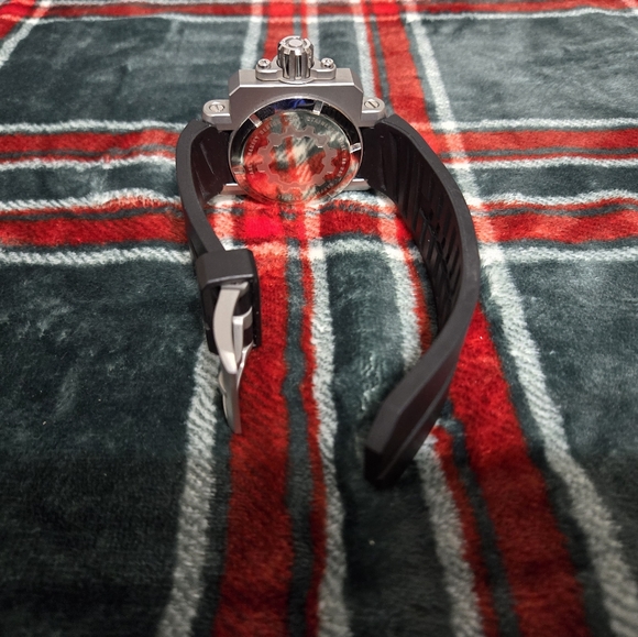 Rare Oakley Gearbox Watch Brushed Stainless Steel / Dazzle Camo Dial OW0009-02 - Picture 5 of 8